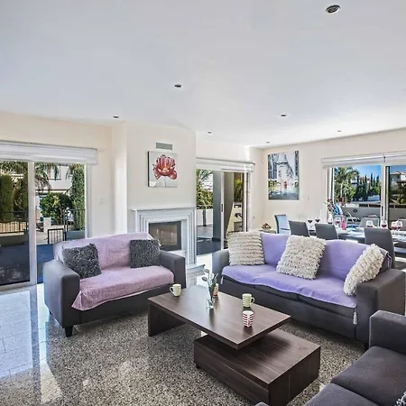 Delfini 1 Вилла